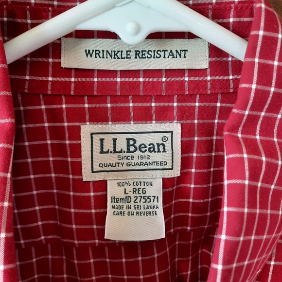 L.L. Bean Wrinkle Resistant 100% Cotton Red Plaid Short Sleeve Button Down Shirt - Picture 7 of 7